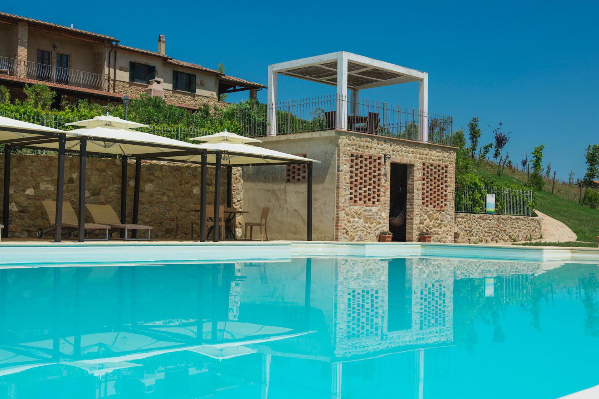 Agriturismo Divertente In Toscana Con Piscina Panoramica