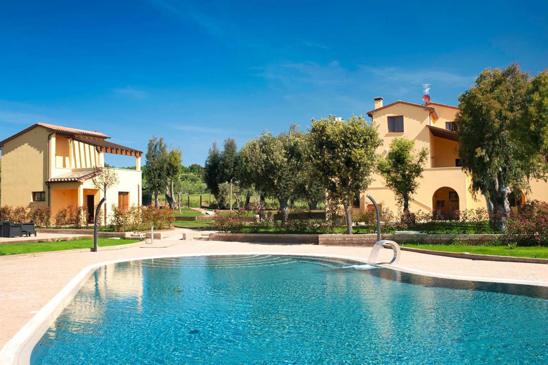 Agriturismo con maneggio vicino alla costa