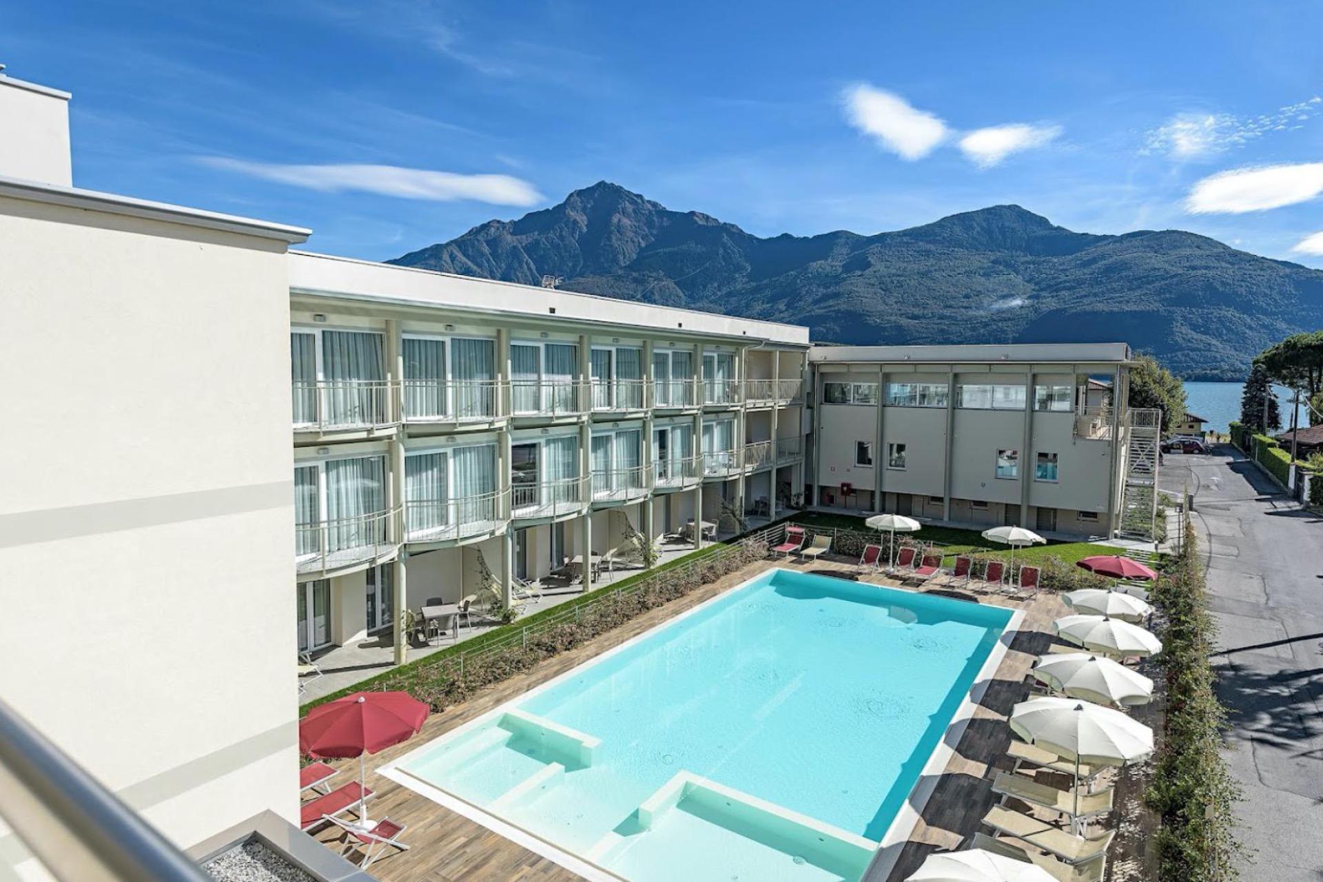 Hotel vicino alle spiagge di ciottoli del Lago di Como