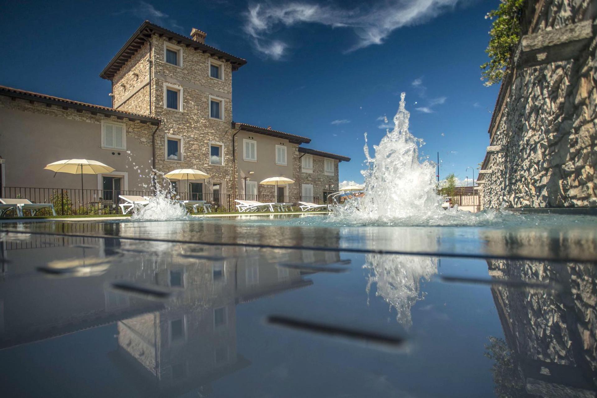1. Agriturismo di lusso a due passi dal Lago di Garda