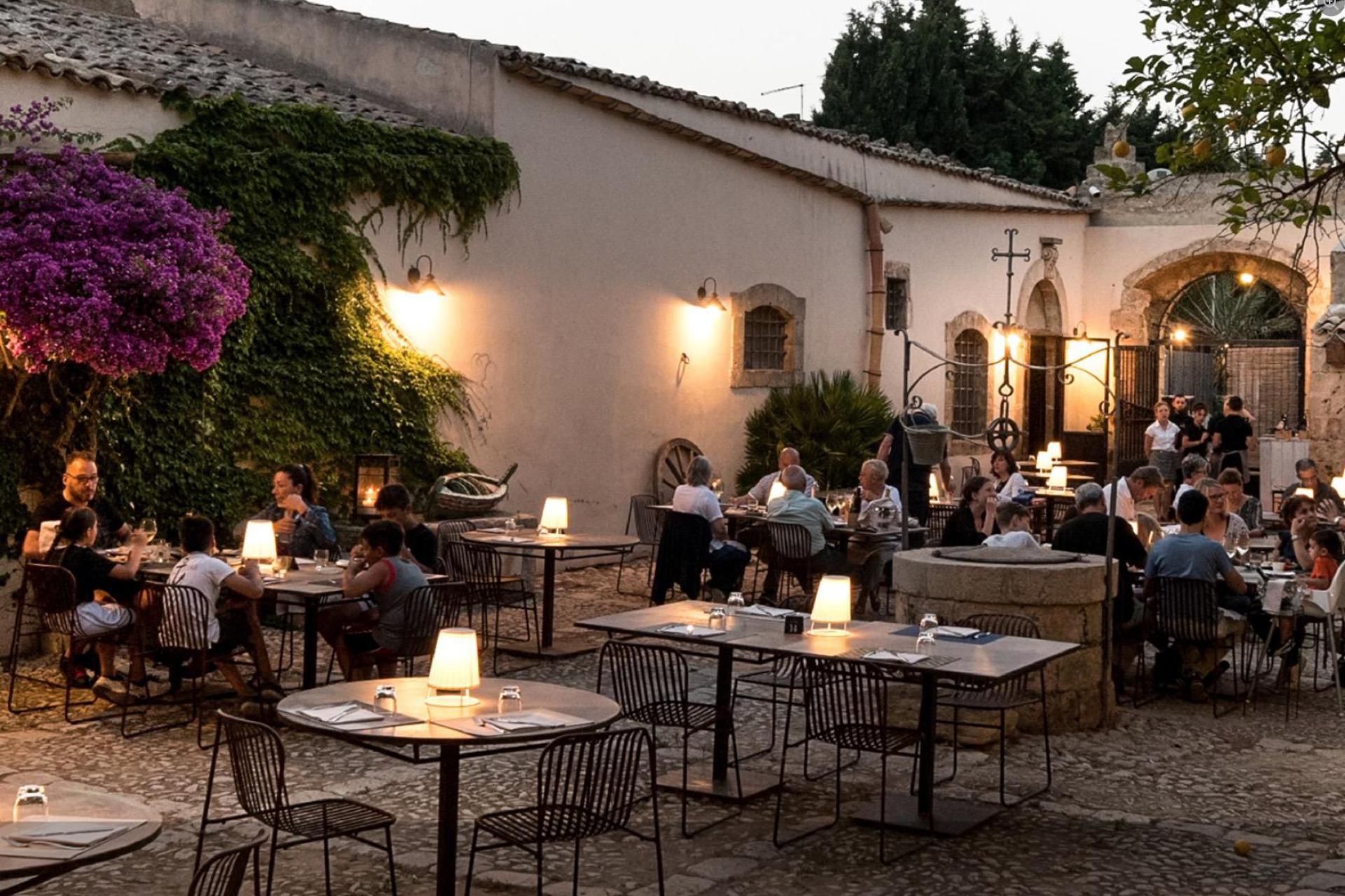 autentico agriturismo sul mare con romantico cortile