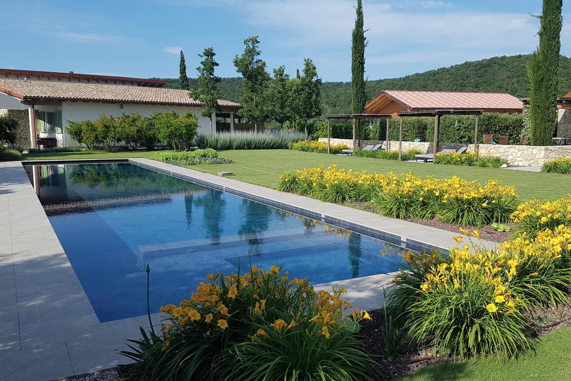 Agriturismo con colazione, vicino ad una località balneare in Toscana