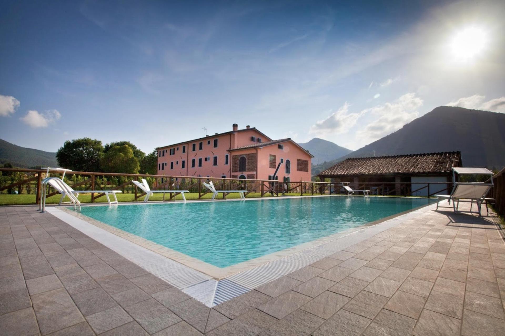 Agriturismo accogliente a soli 6 km da Lucca