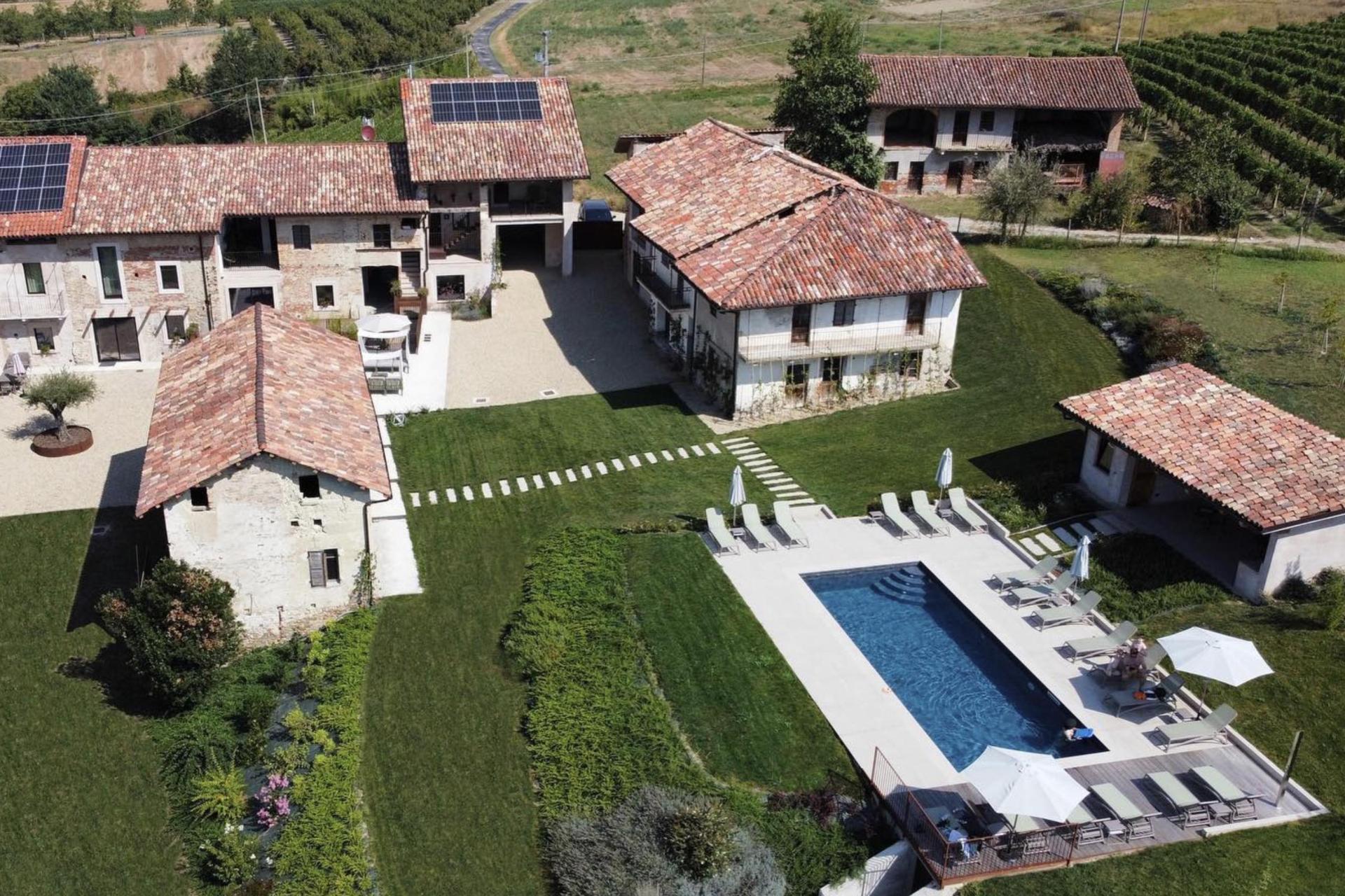 Agriturismo di charme nelle Langhe con piscina e wellness