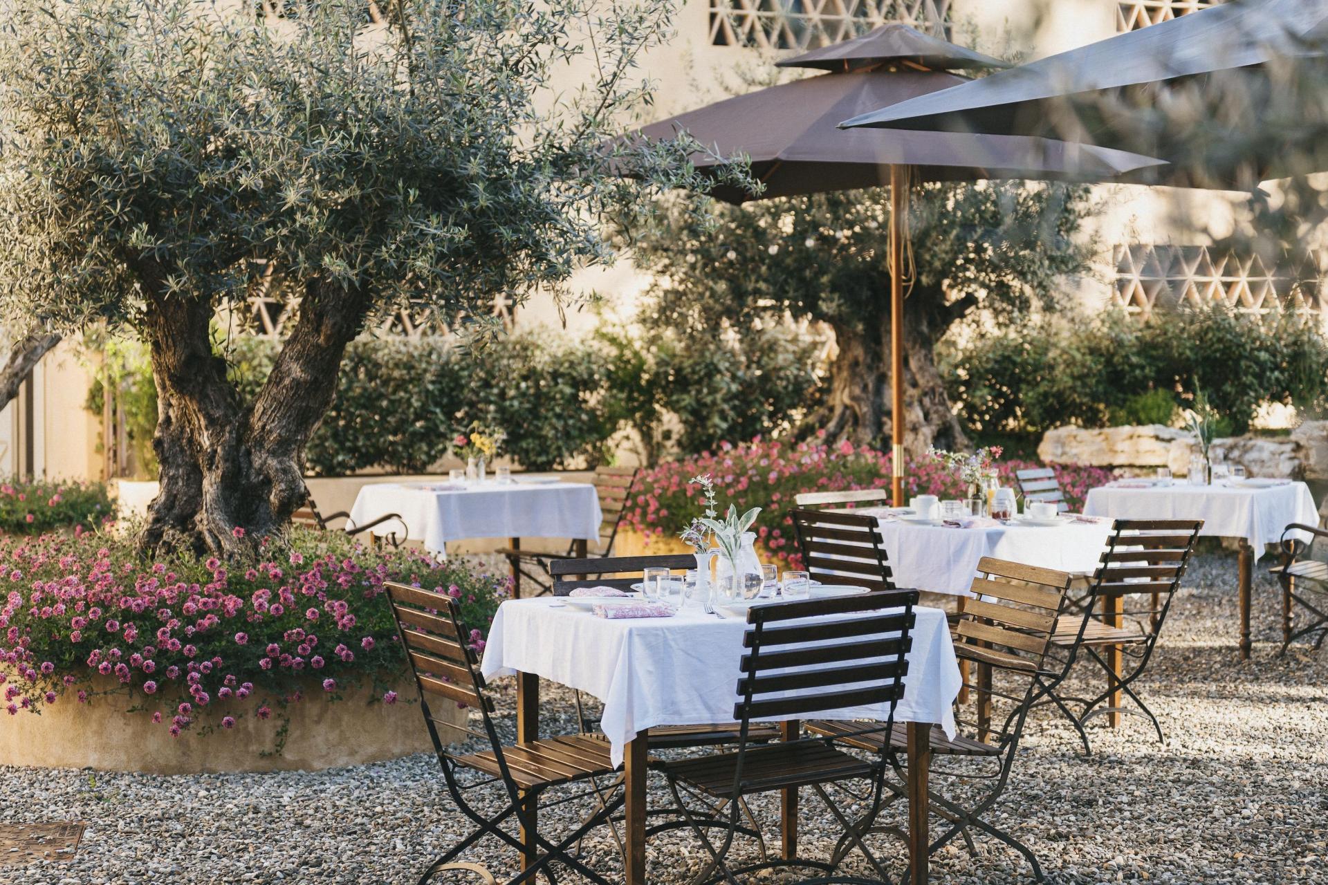 Un piccolo borgo con ristorante, nel cuore della Toscana