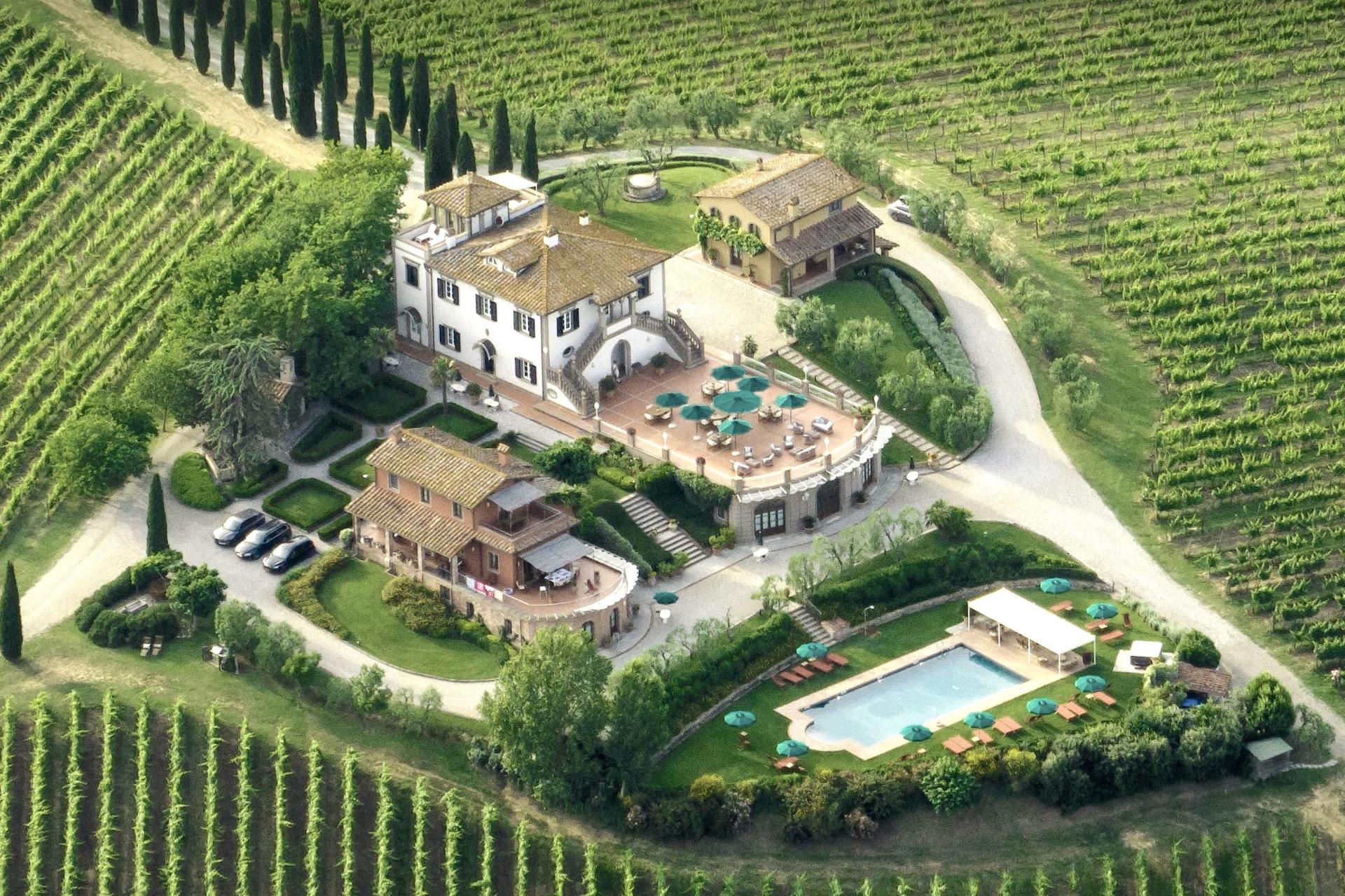 Azienda vinicola e agriturismo di lusso vicino Pisa