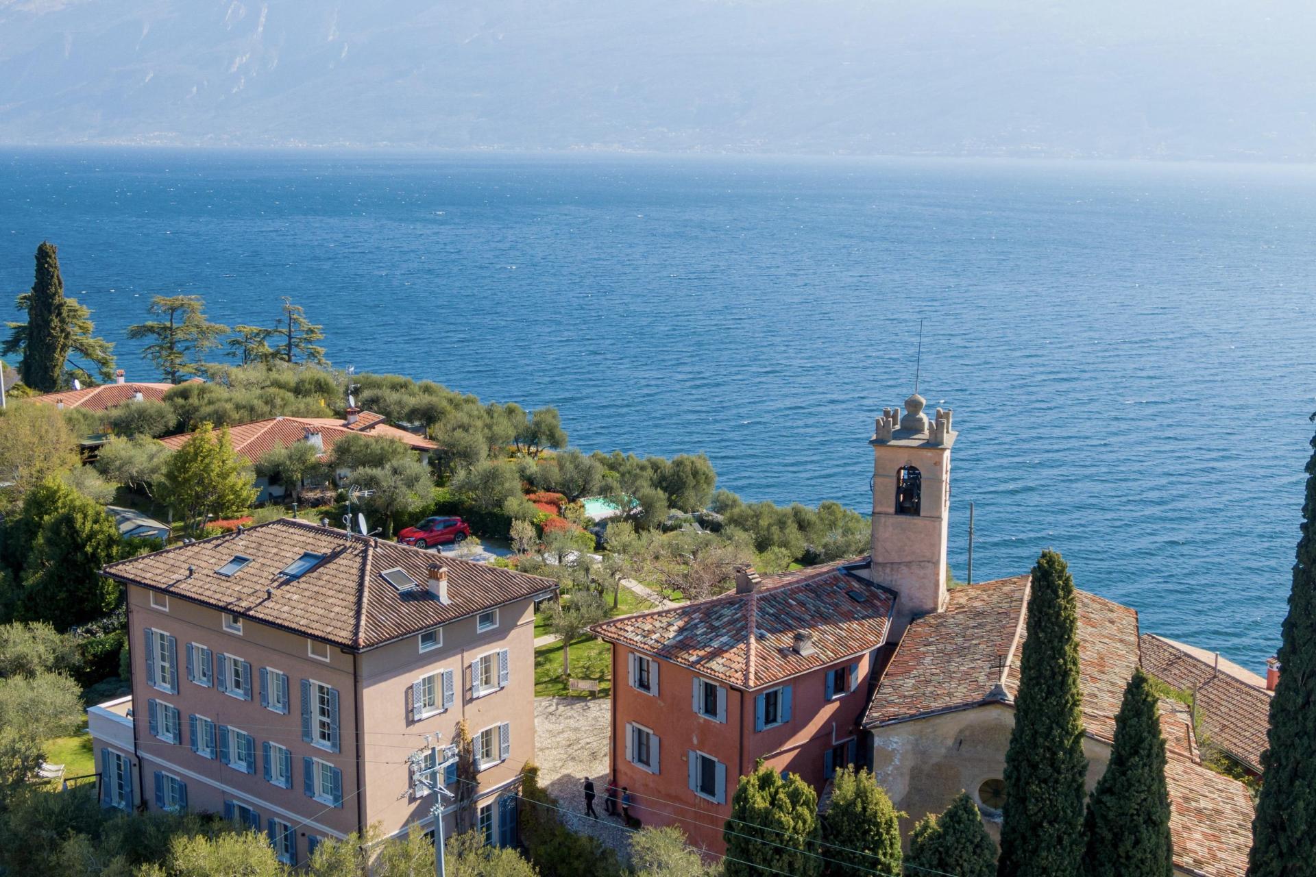 Agriturismo vicino ad un campo da golf sul lago di Garda