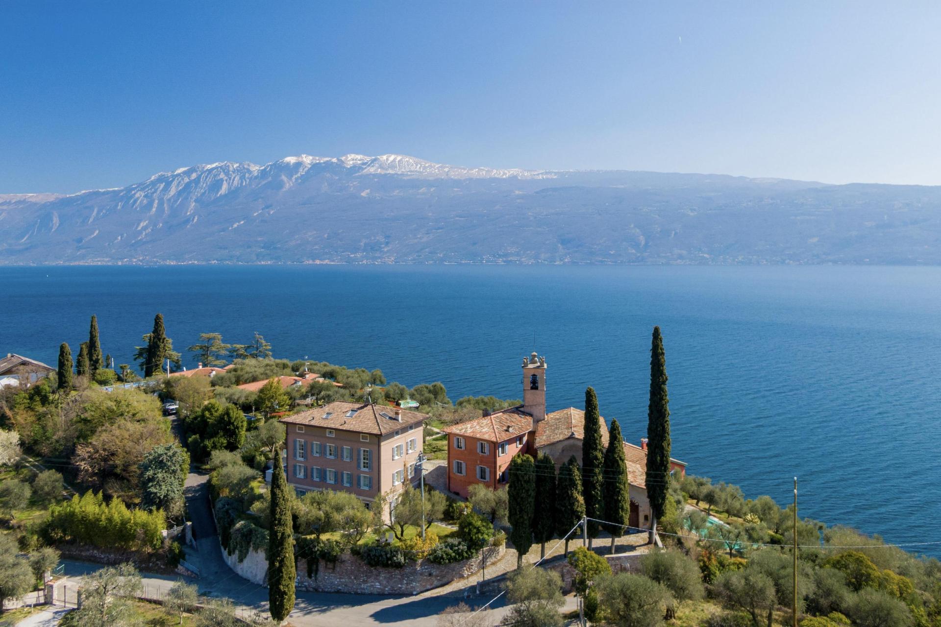 Agriturismo vicino ad un campo da golf sul lago di Garda