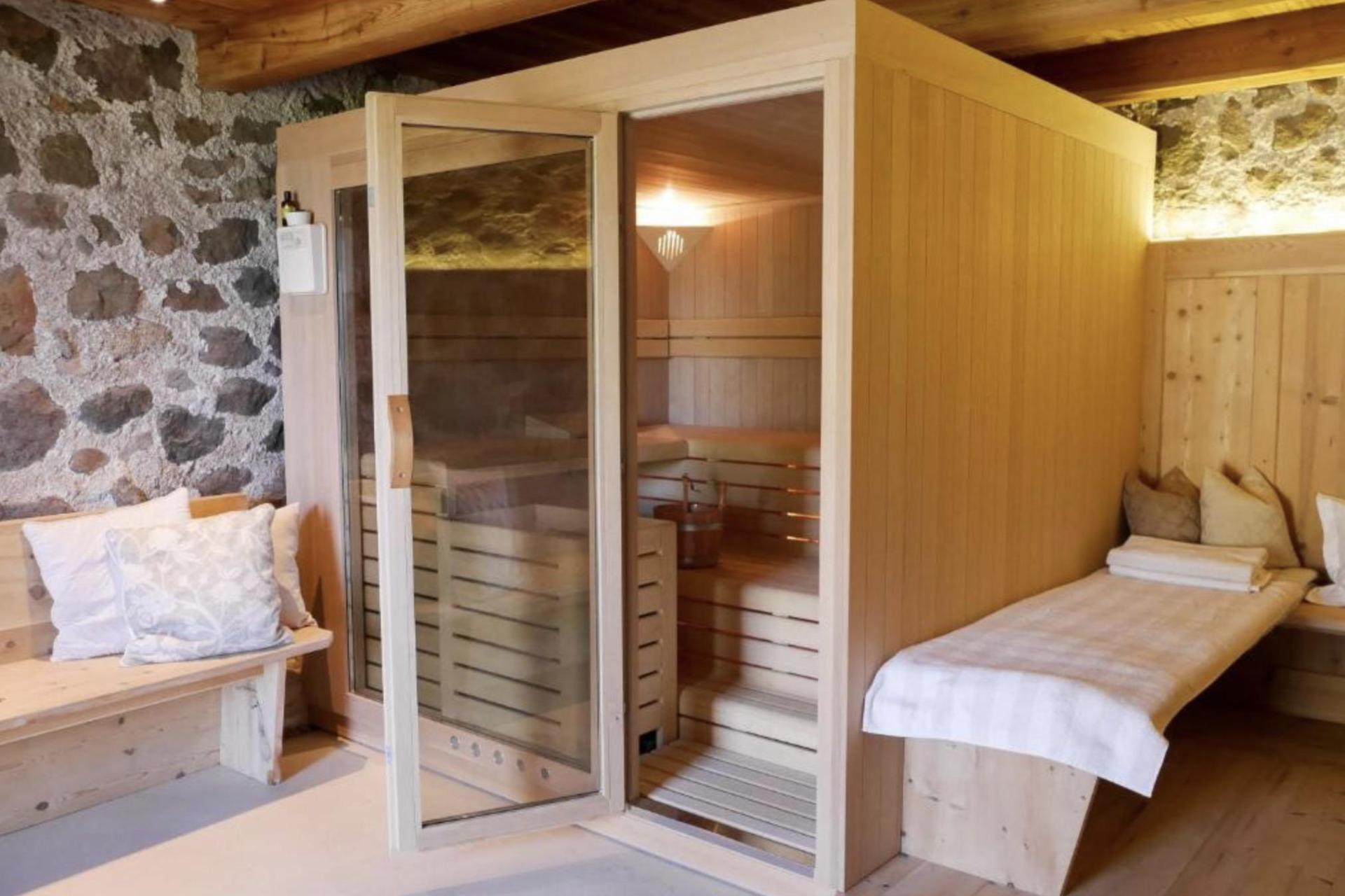 Agriturismo di lusso con camere B&B e Sudtiroler ospitalità