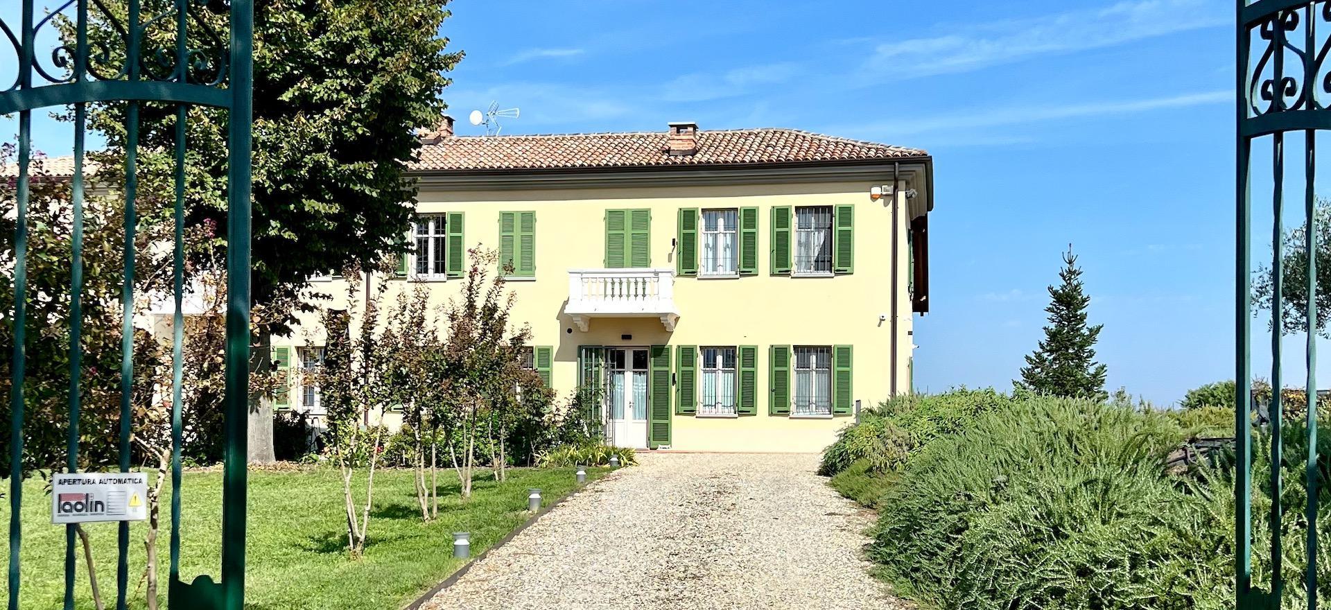 Agriturismo Piemonte Accogliente Bed & Breakfast tra le colline del Monferrato