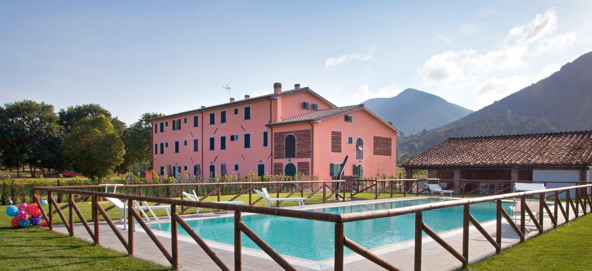 Agriturismo Toscana Agriturismo accogliente vicino a Lucca
