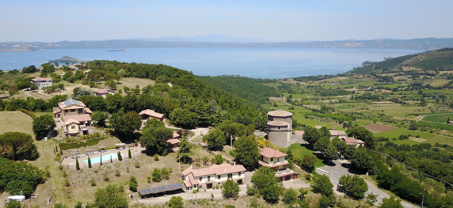 Agriturismo Roma Agriturismo con glamping e appartamenti nel centro Italia