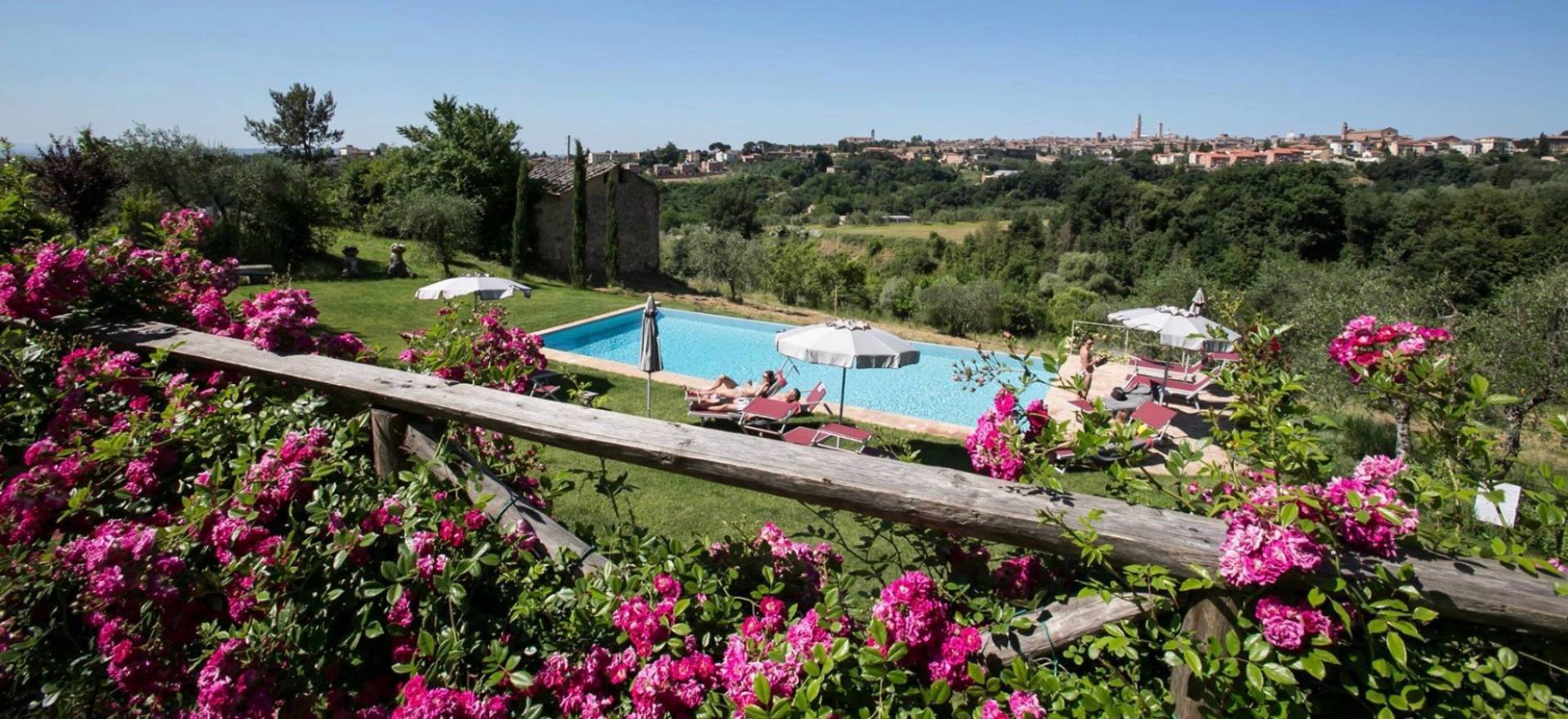 Agriturismo Toscana Agriturismo elegante con bella vista su Siena