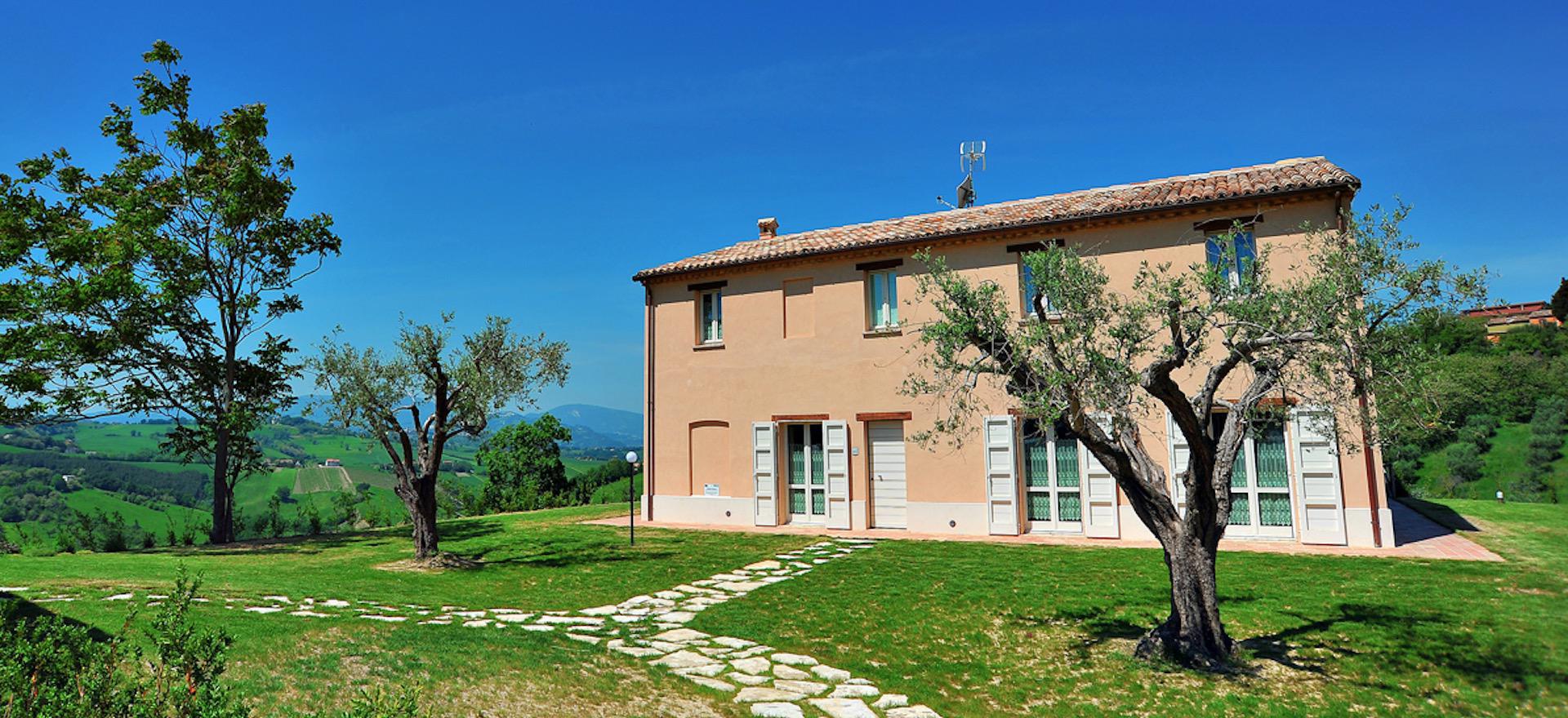 Agriturismo Marche Agriturismo nelle Marche, 20 minuti dal mare