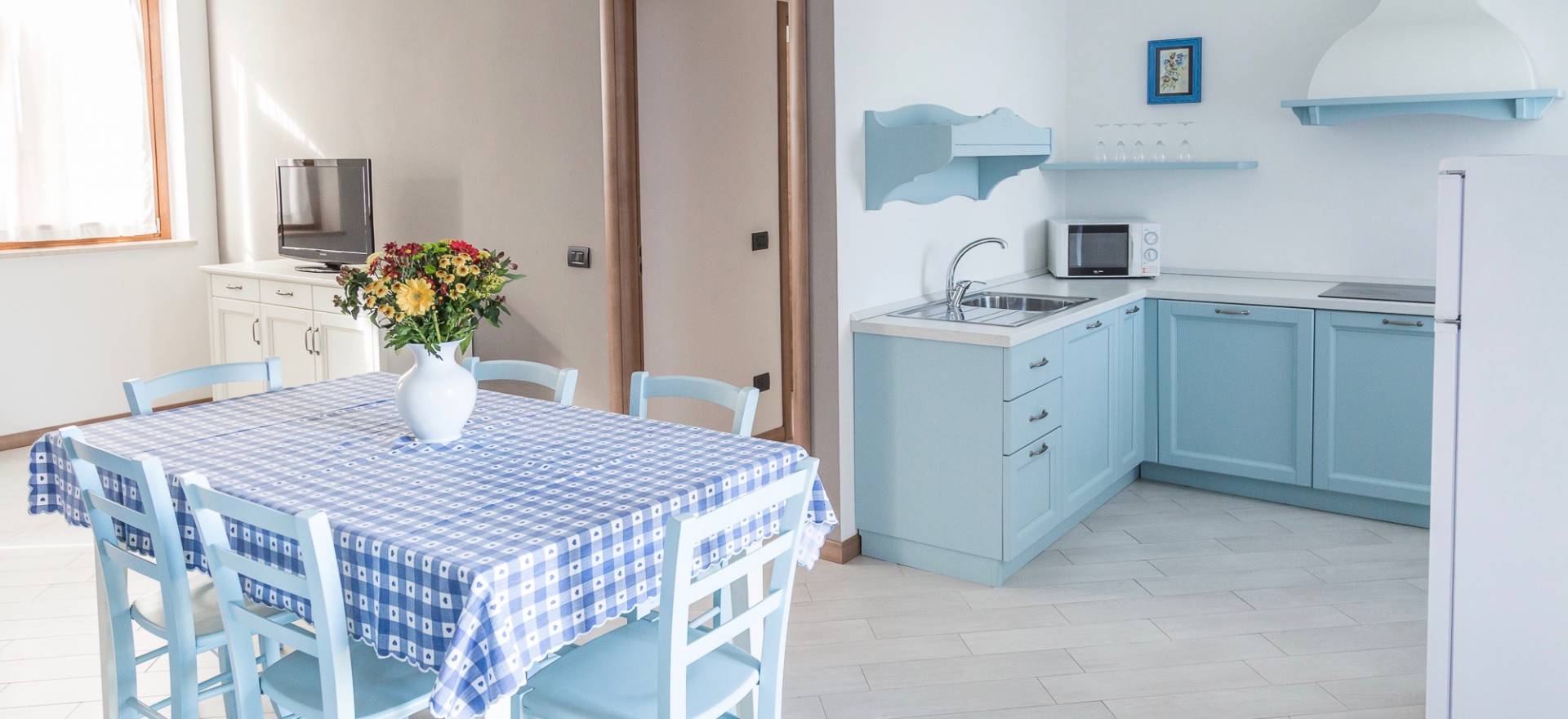 Agriturismo Lago di Como e lago di Garda Agriturismo per famiglie lago di Garda, grande piscina