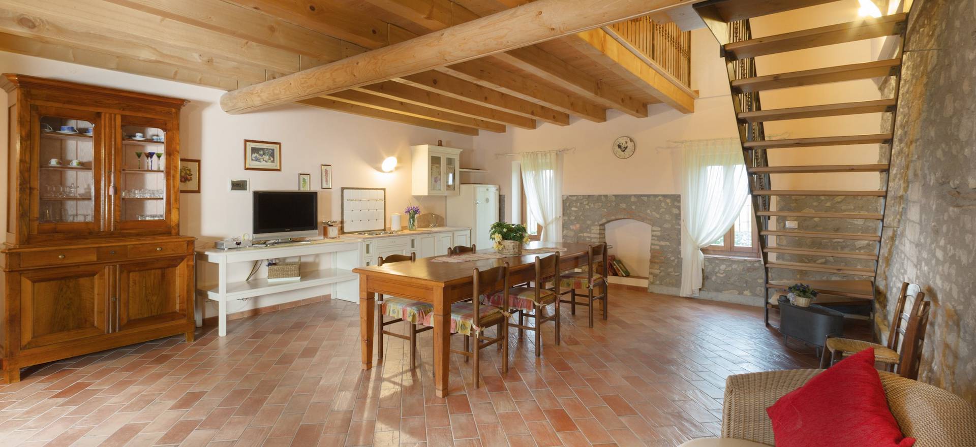 Agriturismo Lago di Como e lago di Garda Agriturismo piccolo e accogliente vicino al lago di Garda