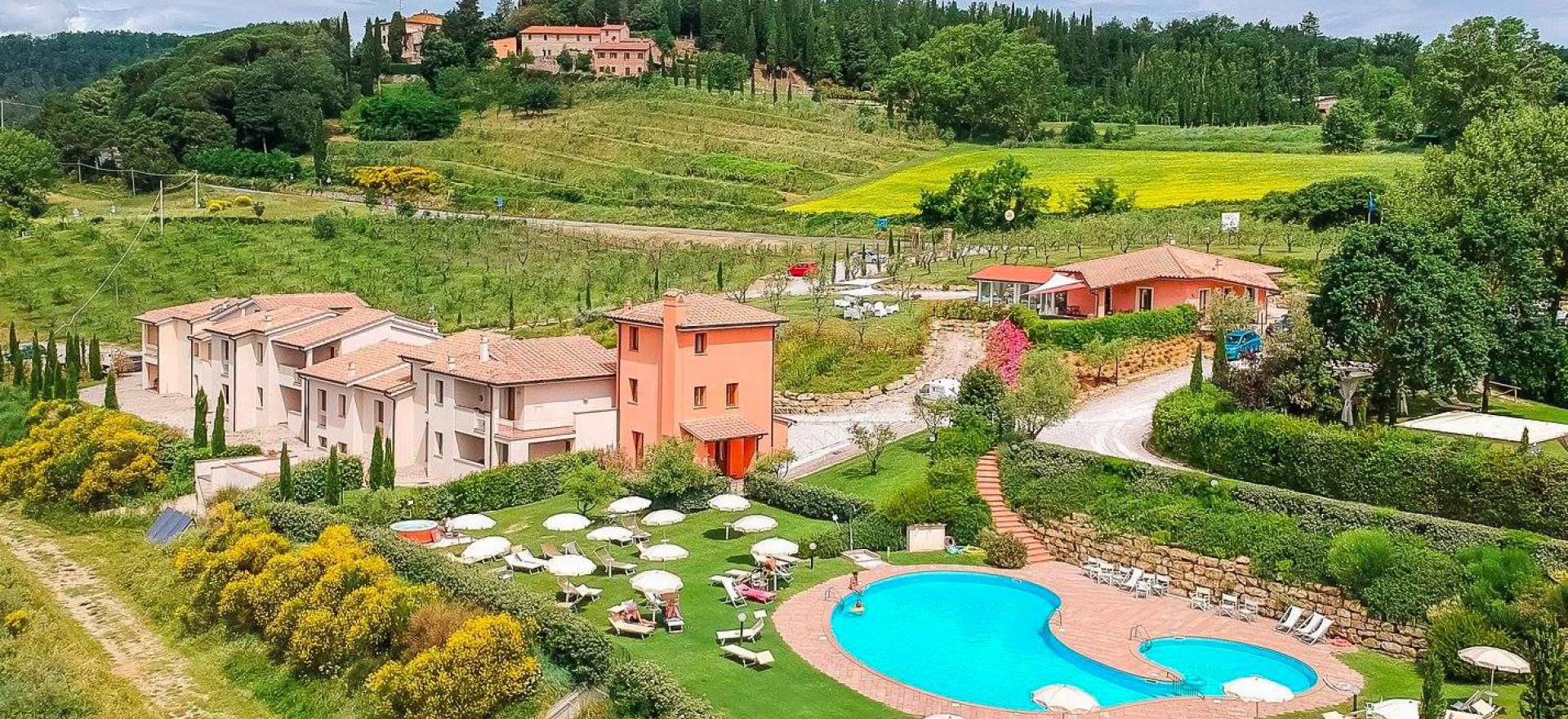 Agriturismo Toscana Grande agriturismo in Toscana con panorami mozzafiato